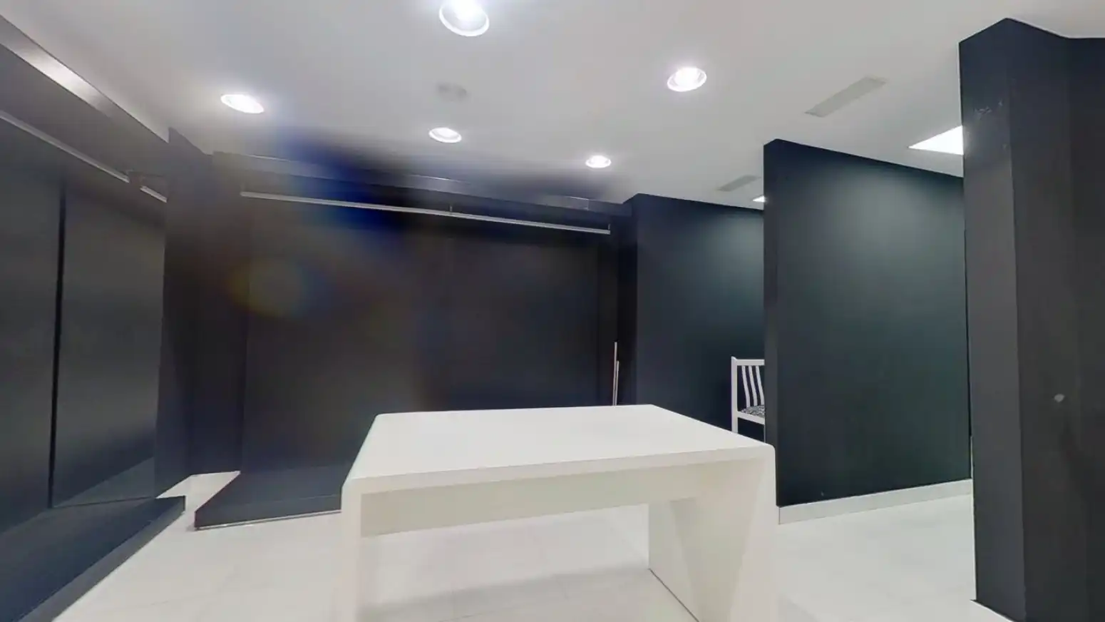 Commercial properties for rent in Torrelavega   with Air Conditioner