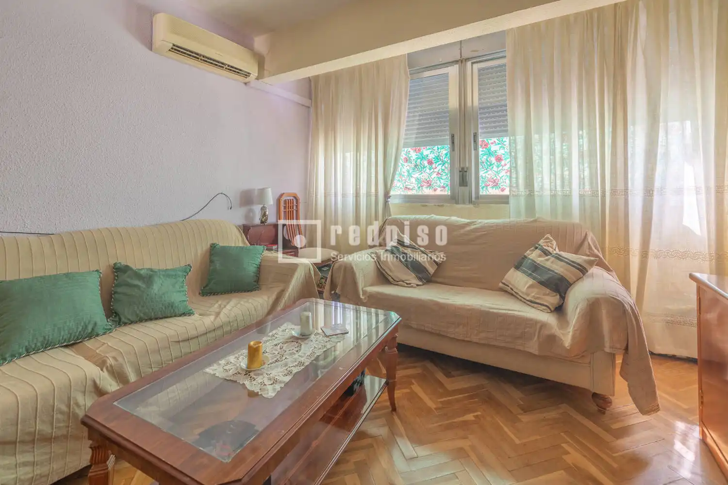 Sala de estar de Piso en venta en Madrid con Aire acondicionado, Calefacción y Amueblado