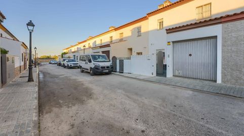 Foto 3 de Casa adosada en venta en Calle Pepe Cañete, Umbrete, Sevilla