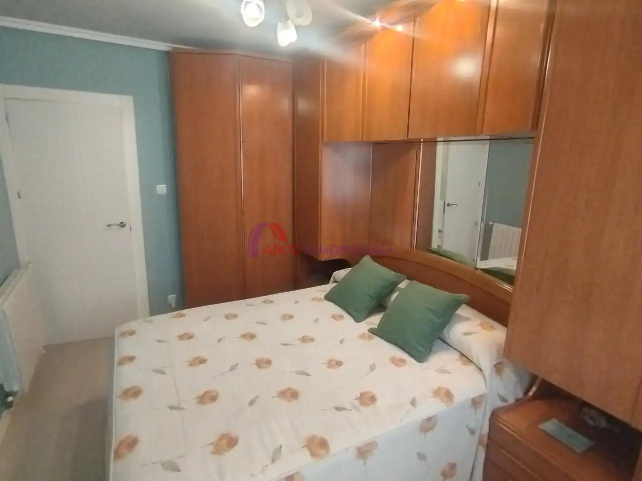 Habitación de Piso en venta en Burgos con Calefacción y Amueblado