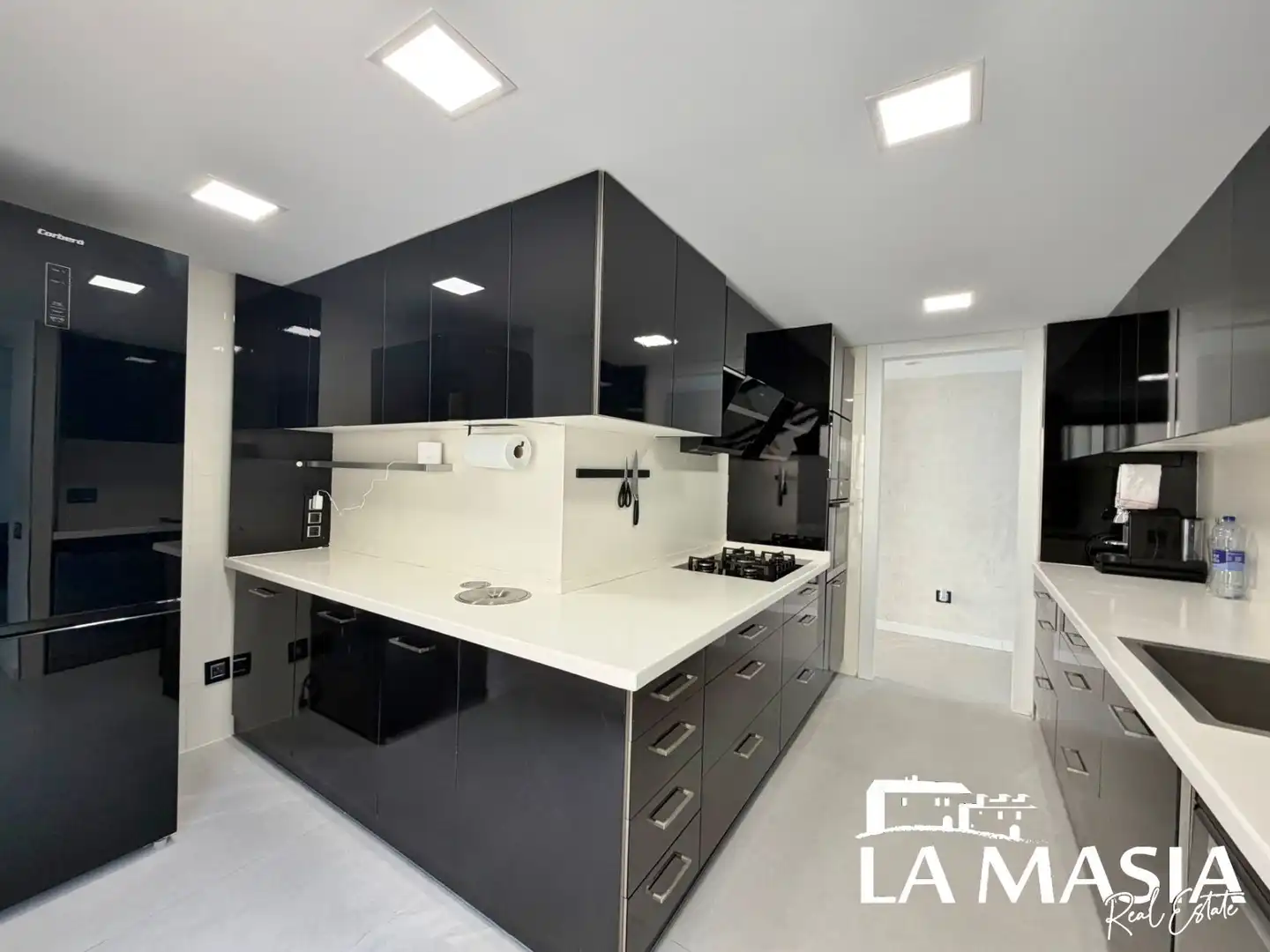 Cocina de Casa o chalet en venta en Canyelles con Aire acondicionado, Calefacción y Jardín privado
