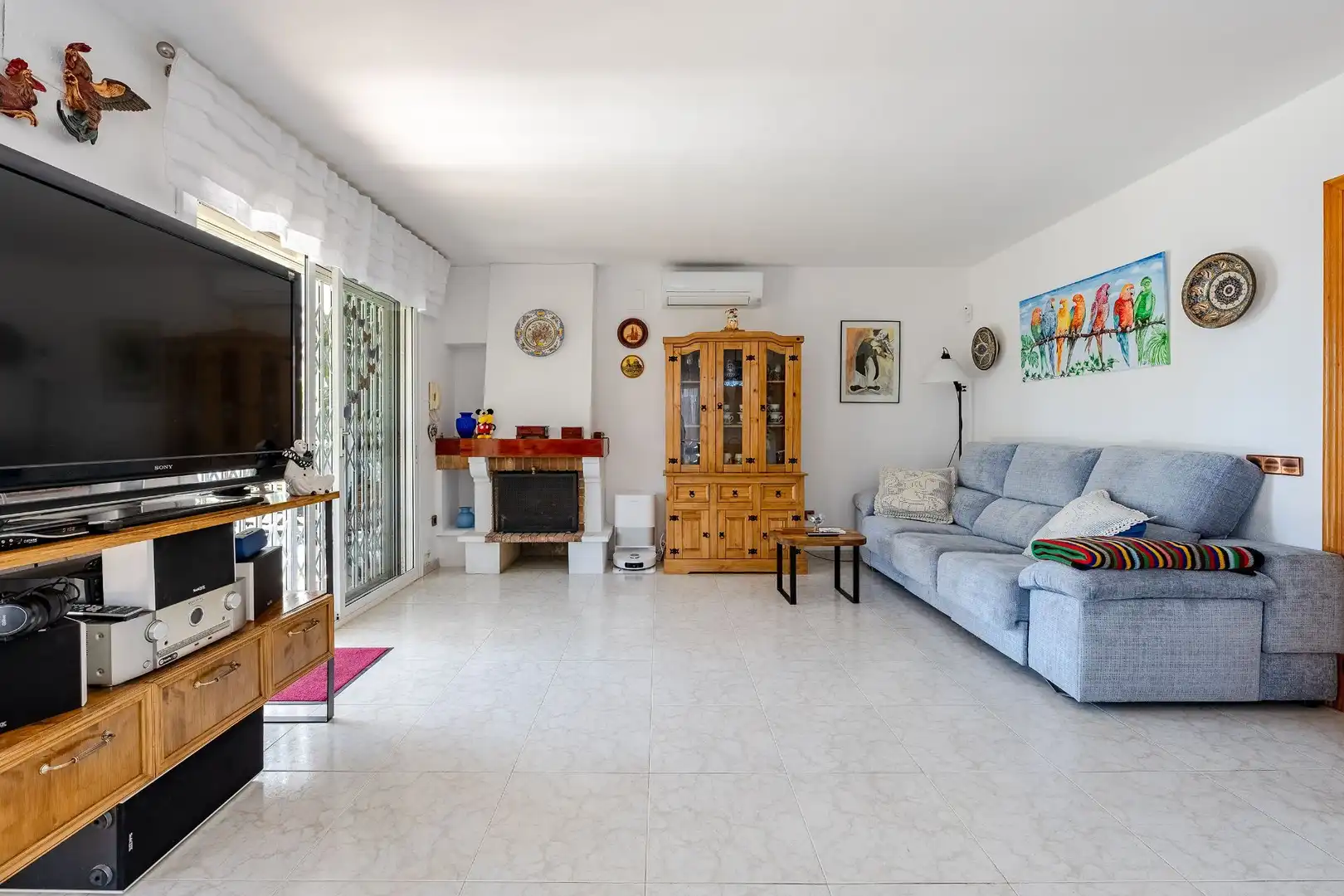 Sala de estar de Casa o chalet en venta en Cunit con Aire acondicionado, Calefacción y Jardín privado