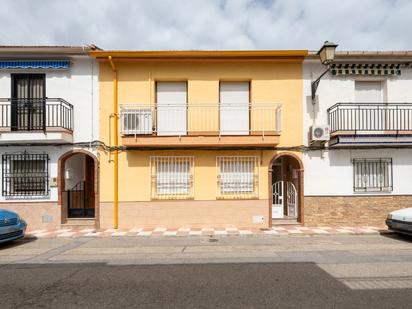 Exterior view of Single-family semi-detached for sale in Alhendín  with Air Conditioner and Terrace