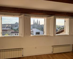Bedroom of Flat to rent in Santiago de Compostela 