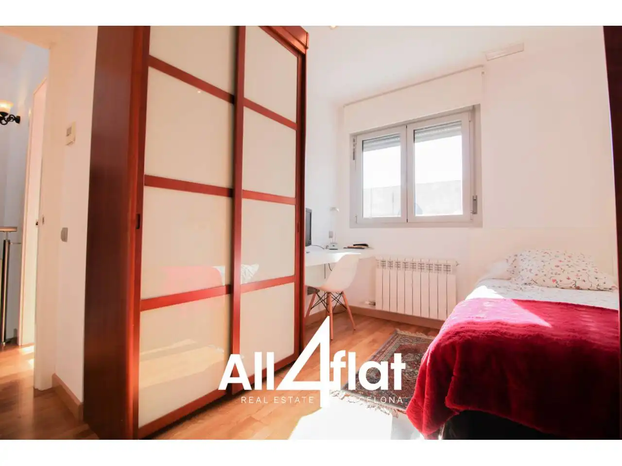 Habitación de Casa o chalet de alquiler en L'Hospitalet de Llobregat con Aire acondicionado, Calefacción y Jardín privado