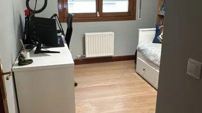 Foto 4 de Pis en venda a Calle  Franco Belga, Lasesarre, Barakaldo