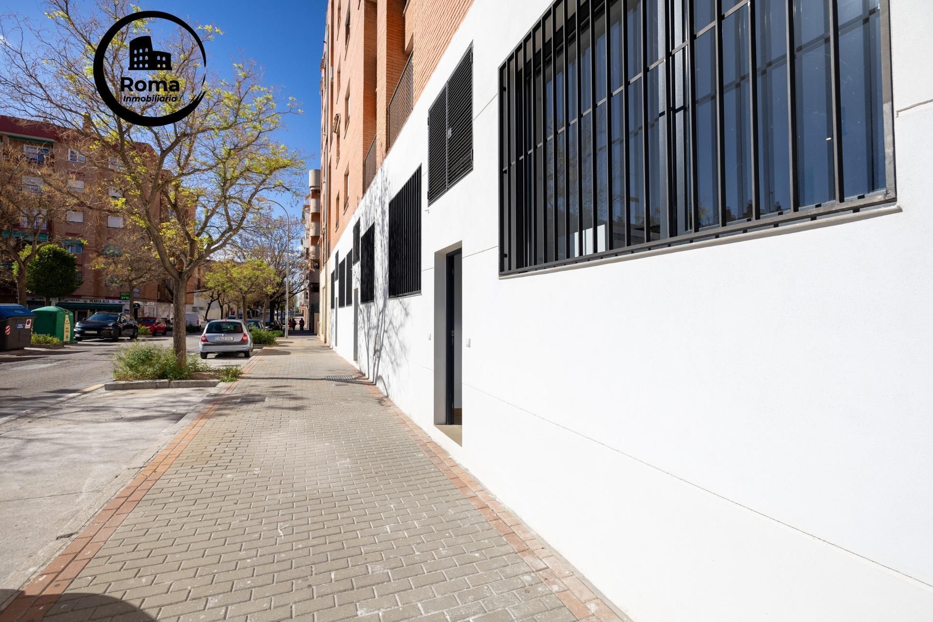 Vista exterior de Pis en venda en  Granada Capital amb Aire condicionat i Calefacció