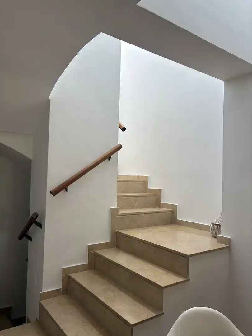 Dúplex de alquiler en Rota con Aire acondicionado, Jardín privado y Piscina