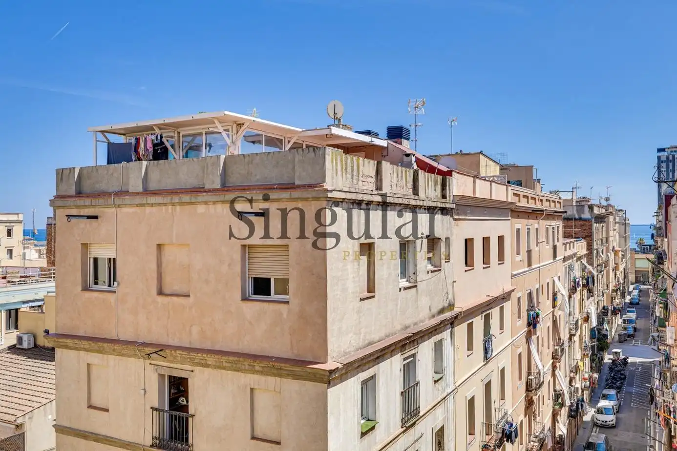 Vista exterior de Piso en venta en Barcelona con Balcón