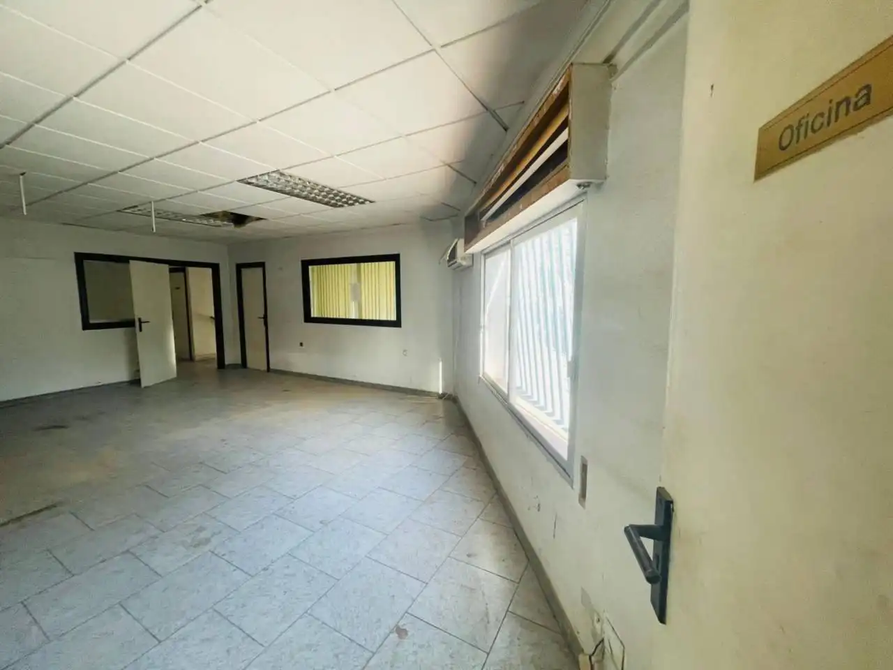 Nave industrial in vendita a Avenida Daniel Ayala, imagen 16