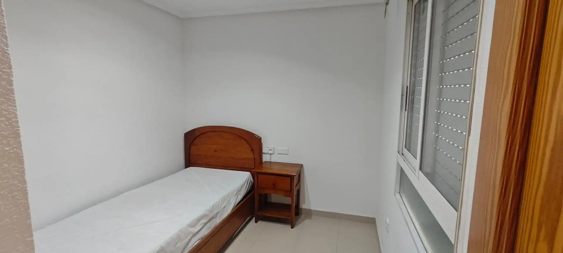 Bedroom of Flat for sale in Elche / Elx  with Air Conditioner and Balcony