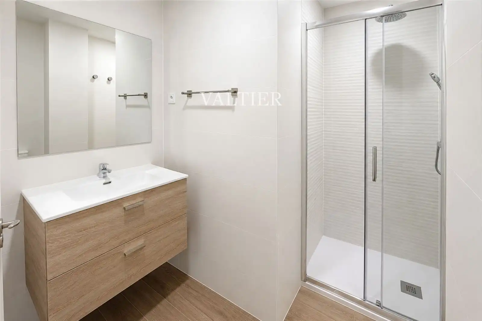 Badezimmer von Wohnung zur Miete in Madrid mit Terrasse