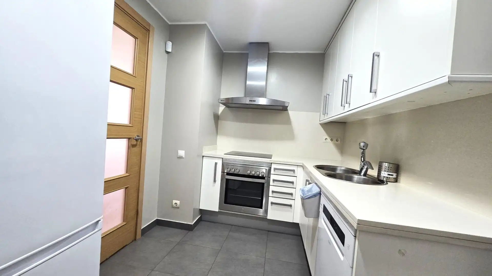 Kitchen of Flat for sale in Molins de Rei  with Air Conditioner, Heating and Parquet flooring