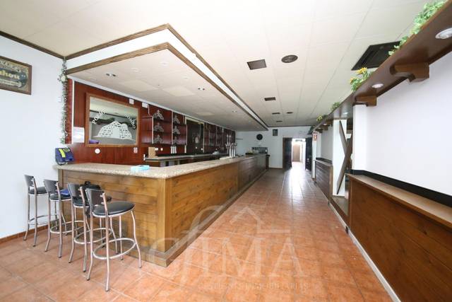 Local comercial en Venta en Tomelloso
