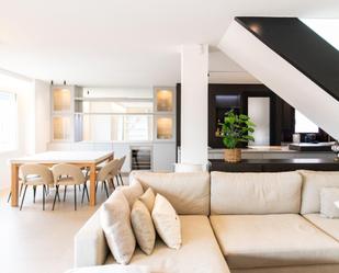 Living room of Attic for sale in  Barcelona Capital  with Air Conditioner, Heating and Private garden