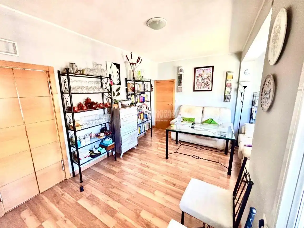 Living room of Flat for sale in Posadas  with Air Conditioner, Heating and Terrace