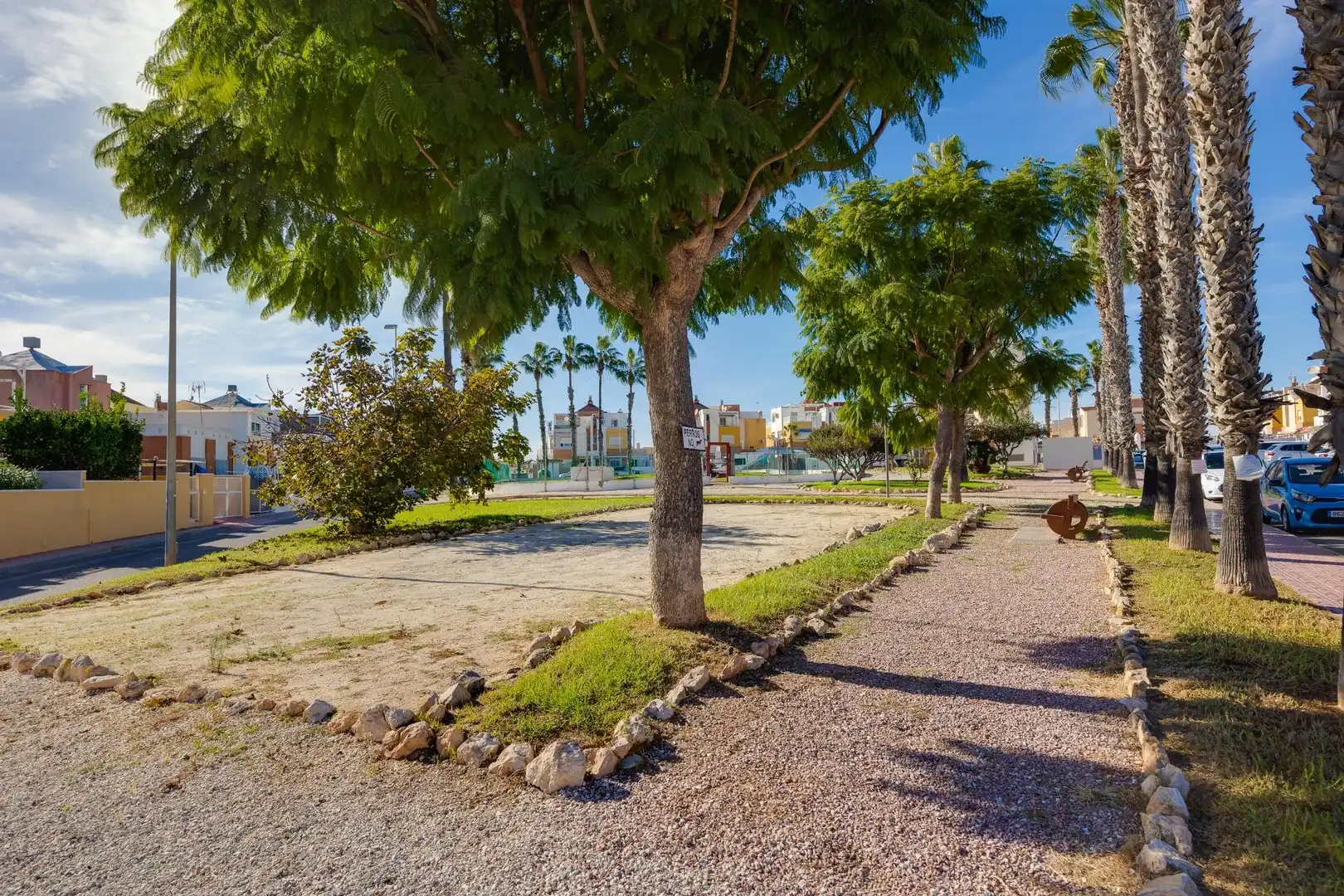 Vista exterior de Casa o chalet en venta en Torrevieja con Jardín privado, Terraza y Trastero