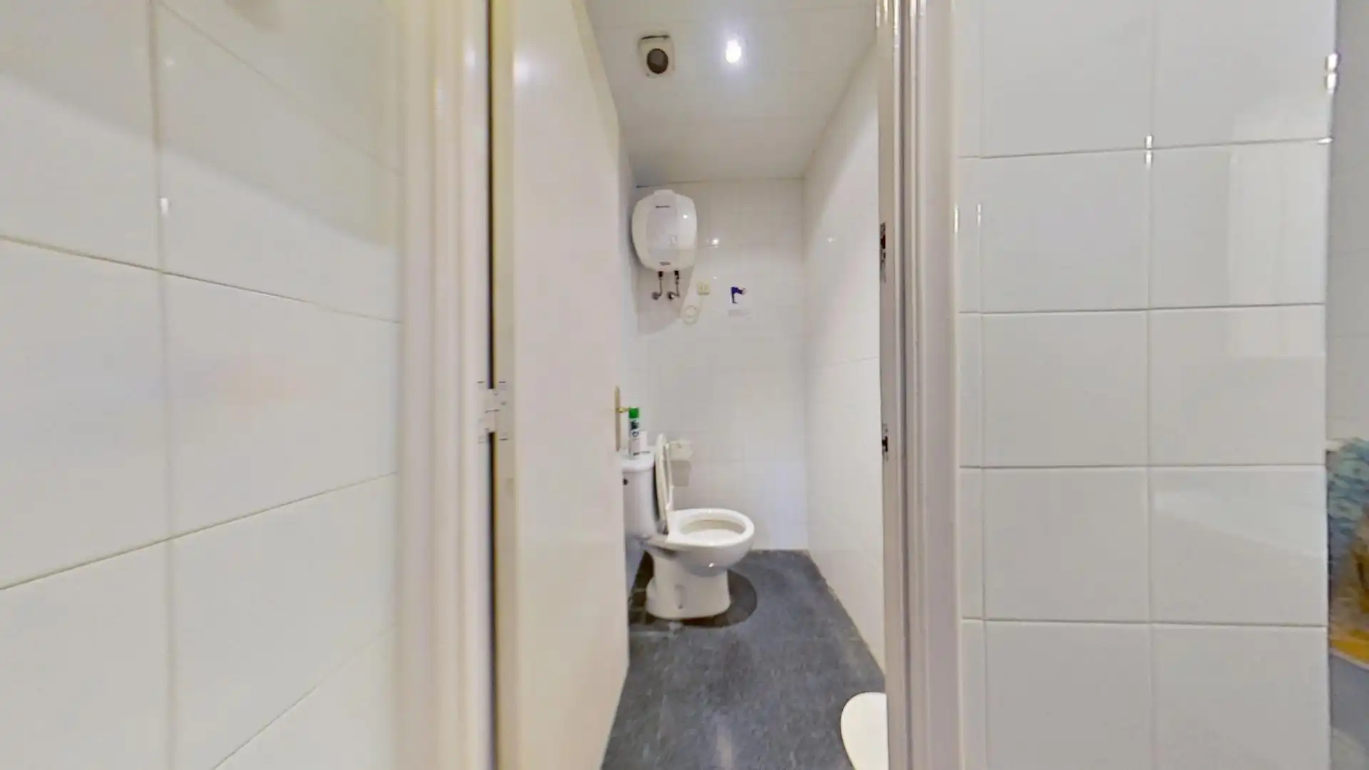 Local comercial en venda a Carrer MERCE RODOREDA, imagen 14