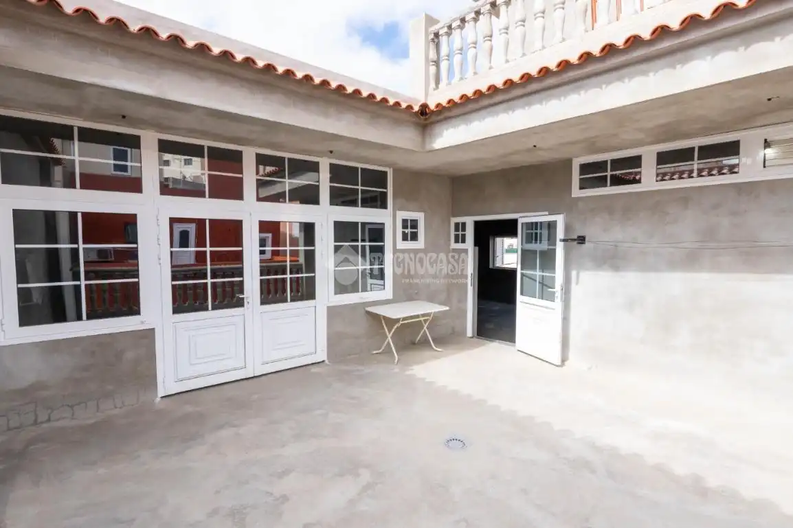 Casa aparellada en venda a Casco Urbano, imagen 32