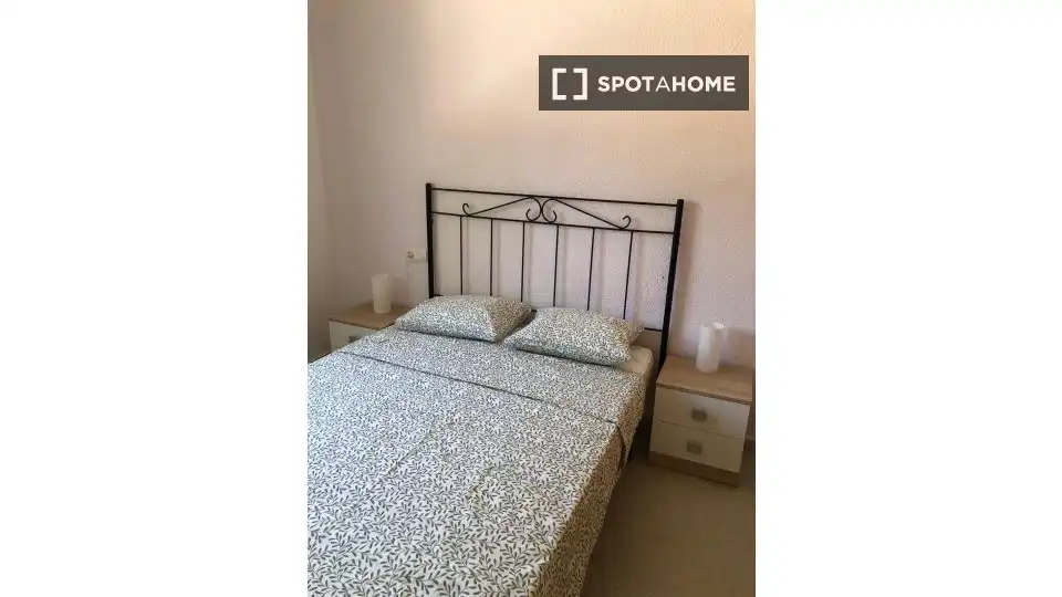 Habitación en El Brillante -El Naranjo - El Tablero