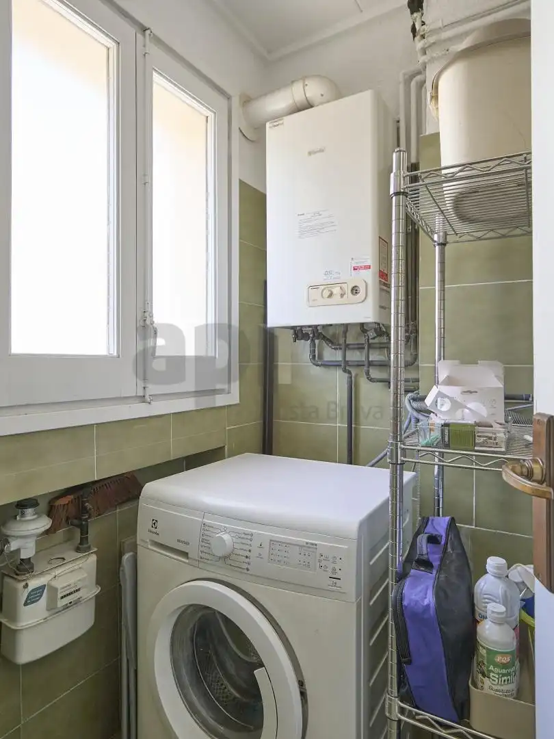 Bathroom of Flat for sale in Lloret de Mar  with Heating, Parquet flooring and Terrace
