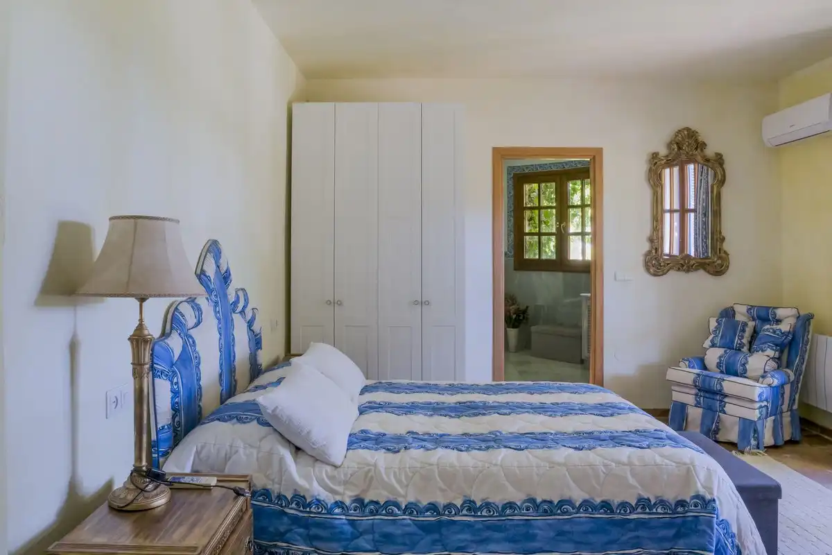 Habitación de Casa o chalet en venta en Marbella con Terraza y Piscina