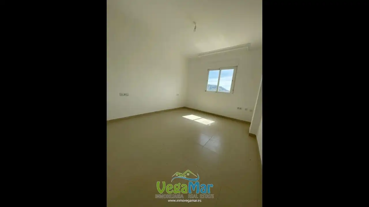 Wohnung zum Verkauf in Almuñécar mit Terrasse