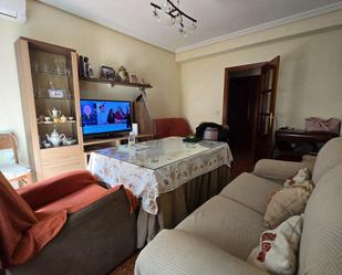 Living room of Flat for sale in  Jaén Capital  with Air Conditioner, Heating and Parquet flooring