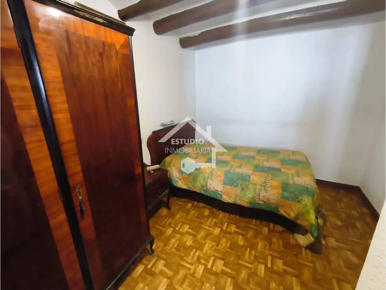 Habitación de Casa o chalet en venta en Torres del Río con Calefacción y Amueblado