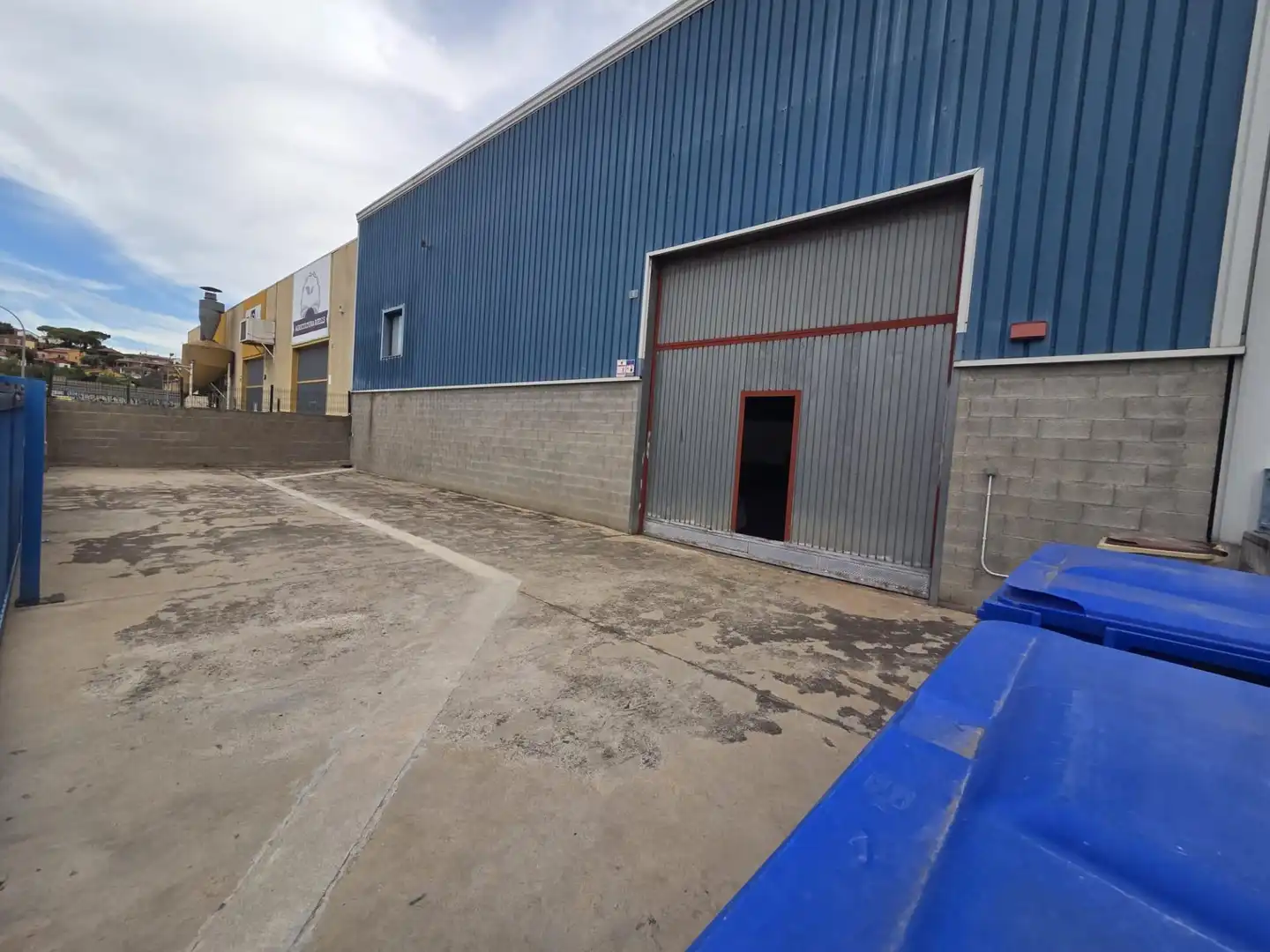Exterior view of Industrial buildings for rent in Sant Celoni  with Heating