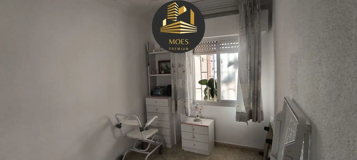 Schlafzimmer von Wohnung zum Verkauf in Linares mit Klimaanlage, Heizung und Terrasse