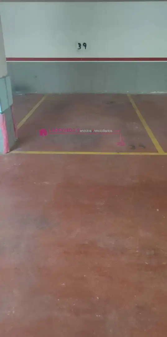 Vista exterior de Garaje de alquiler en Benicarló con Alarma