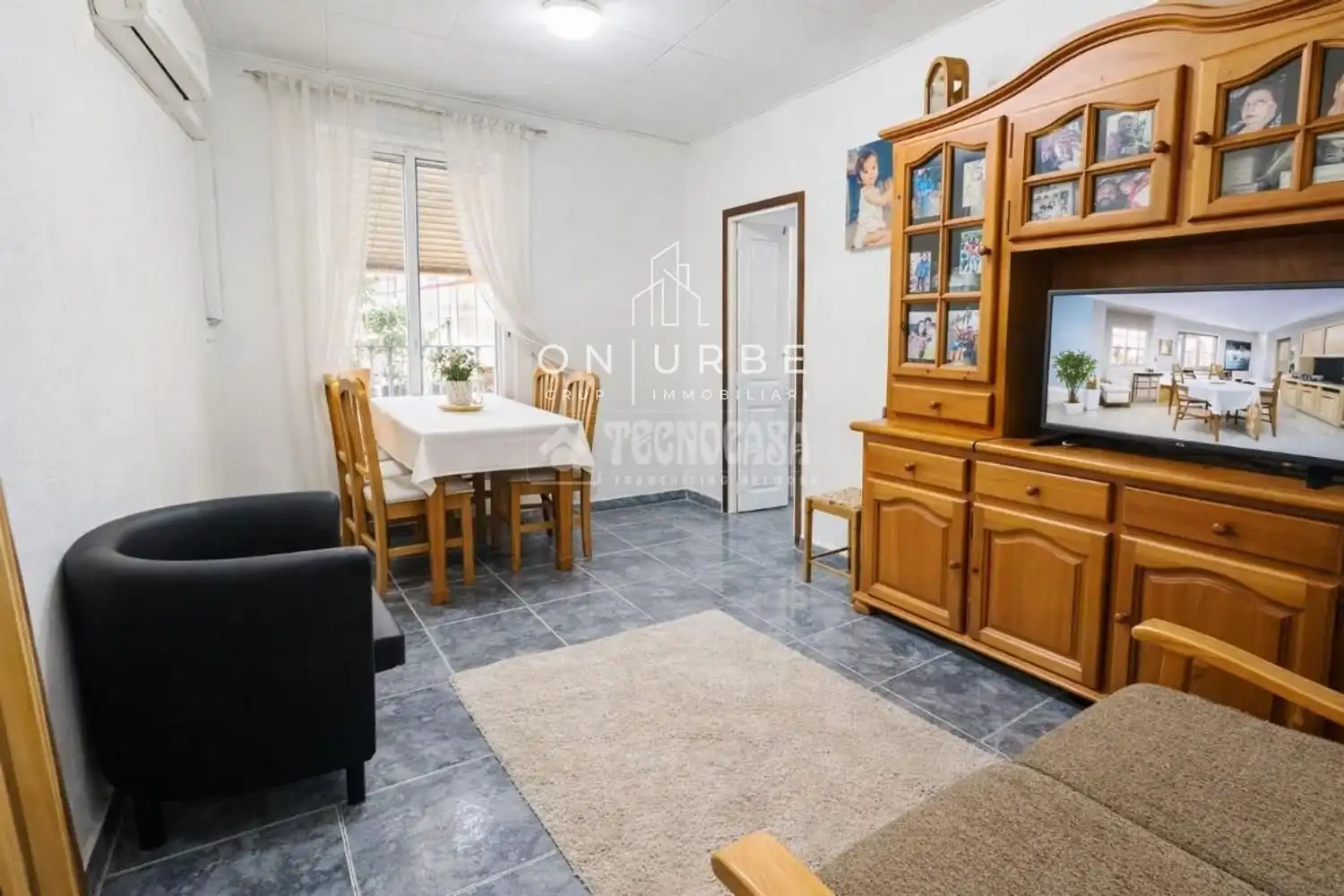 Sala d'estar de Pis en venda en Barcelona amb Aire condicionat, Terrassa i Traster