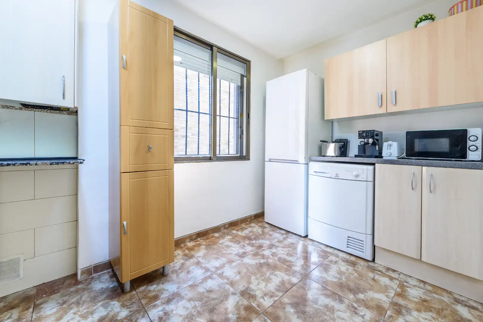 Küche von Wohnung zum Verkauf in Tarragona mit Klimaanlage, Möbliert und Ofen