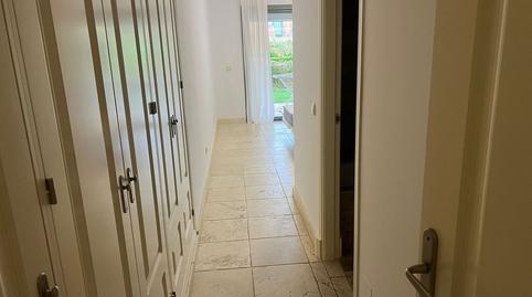 Foto 4 de Planta baixa de lloguer a Benatalaya, Estepona