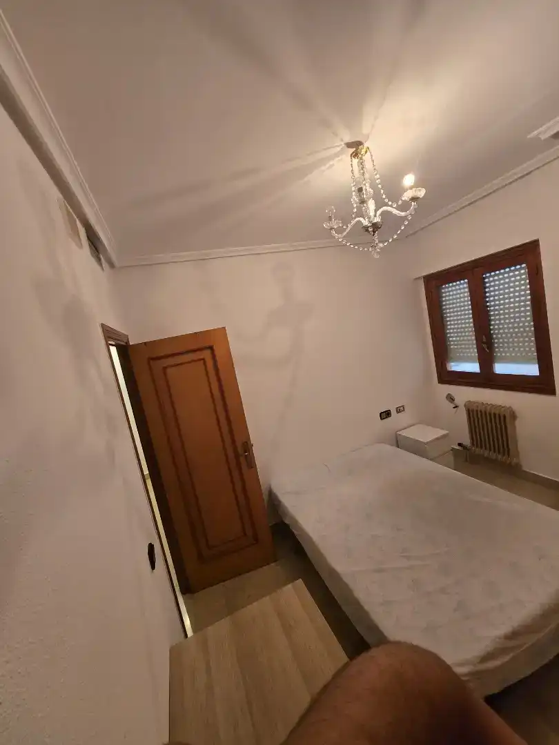 Bedroom of Flat for rent in Plasencia  with Storage room, Furnished and Oven