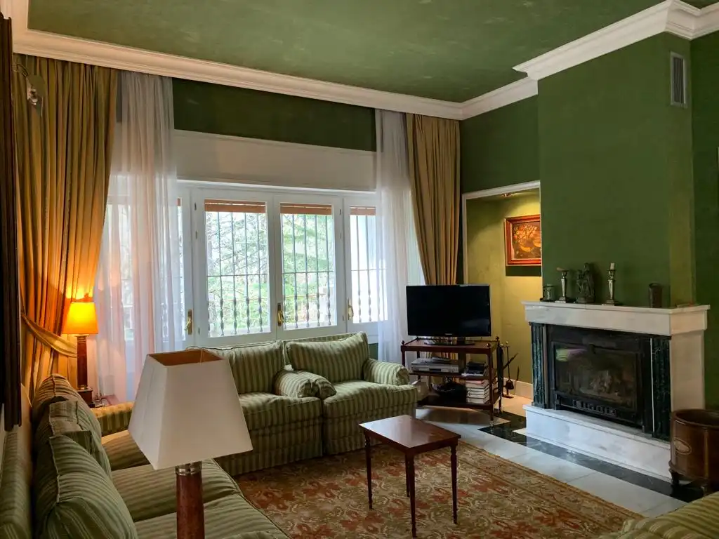 Living room of Houses for sale in San Lorenzo de El Escorial  with Terrace, Storage room and Swimming Pool