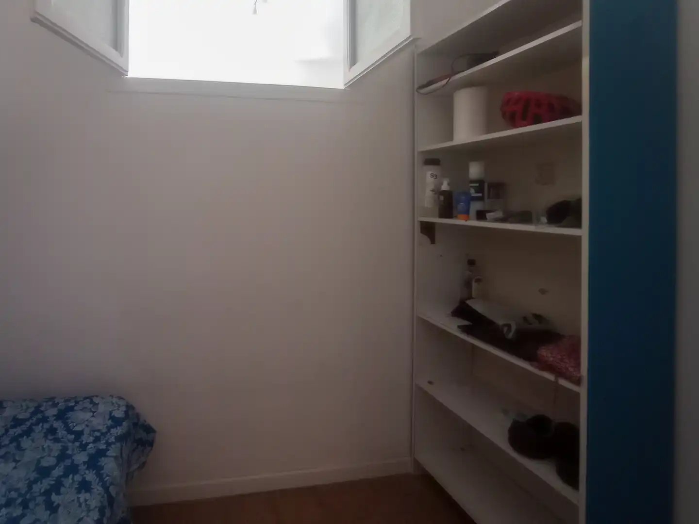 Flat for sale in Barcelona  with Air Conditioner, Balcony and Alarm