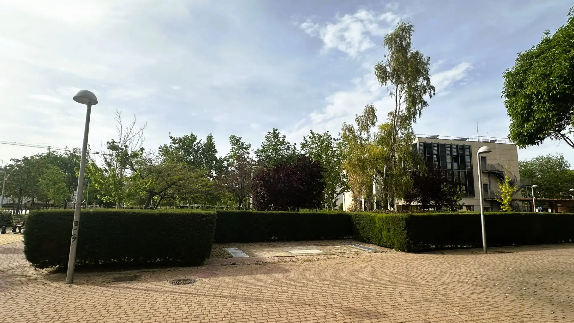 Garden of Flat for sale in Madrid  with Air Conditioner, Heating and Oven