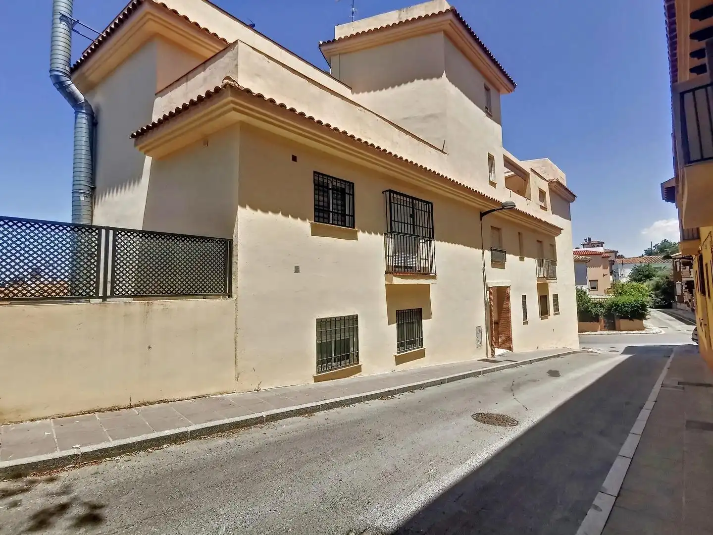 Exterior view of Flat for sale in La Zubia  with Furnished and Balcony