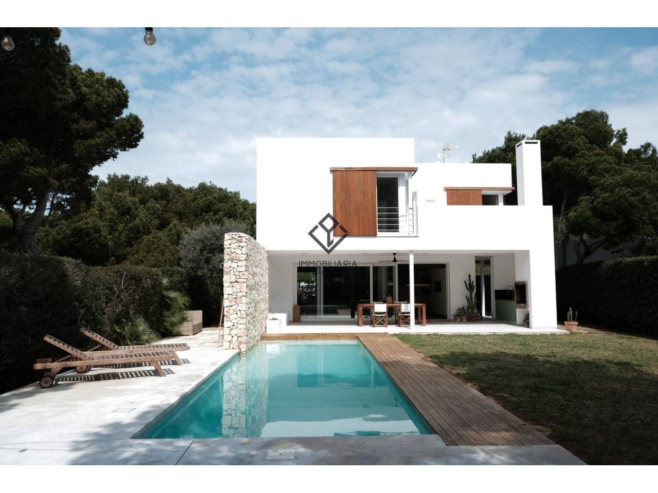 Vista exterior de Casa o xalet en venda en Ciutadella de Menorca amb Aire condicionat, Jardí privat i Terrassa