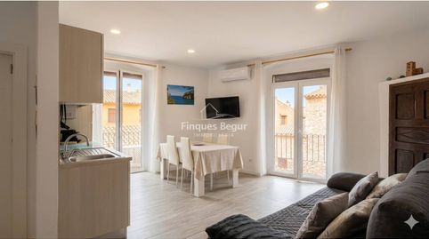 Foto 4 de Apartamento en venta en Calle Pi I Ralló, Begur pueblo, Begur