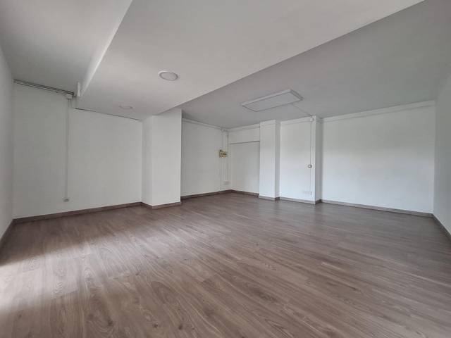 Local comercial en Alquiler en Can Serra