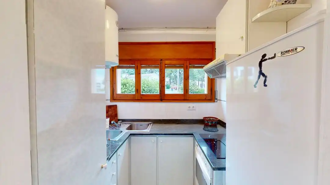 Cocina de Piso en venta en Palamós con Terraza