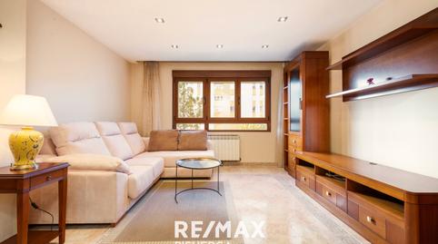 Photo 3 of Flat for sale in Avenida de la Libertad, Local, Laguna de Duero, Valladolid