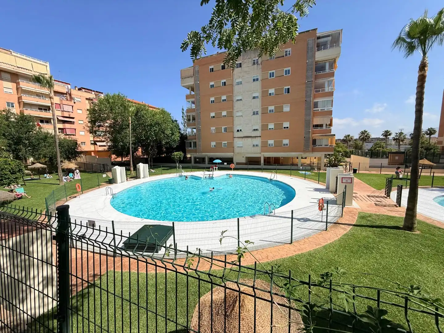 Schwimmbecken von Dachboden zum Verkauf in Málaga mit Klimaanlage, Terrasse und Abstellraum