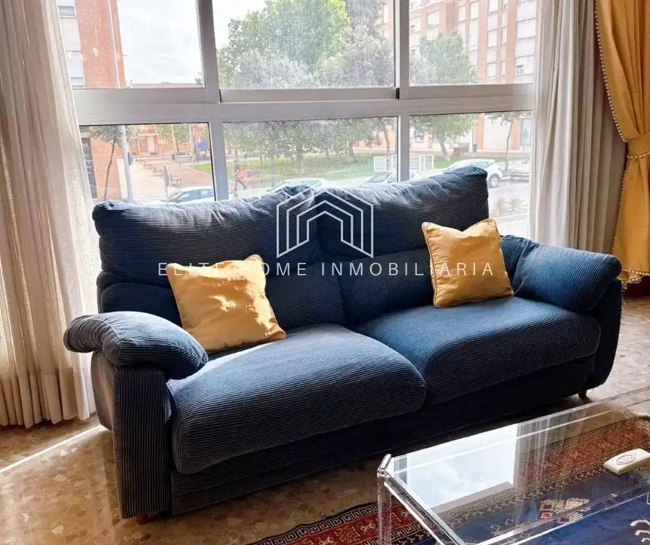 Detached homes for rent in Estación - Universidad