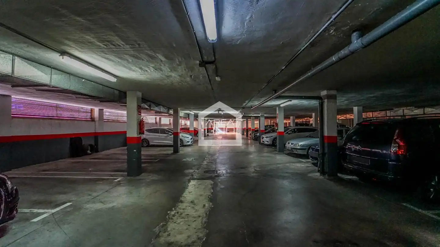 Parkplatz von Garage zur Miete in Alcorcón