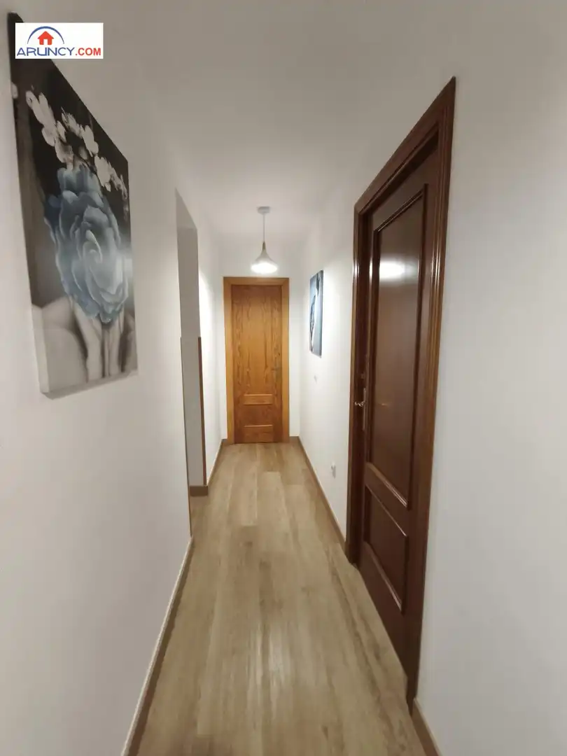 Flat for sale in Sevilla  with Air Conditioner, Heating and Furnished