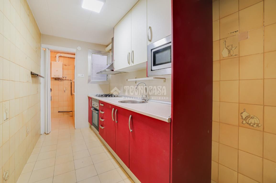 Kitchen of Flat for sale in Ripollet